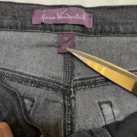 Gloria Vanderbilt size 10 short black paisley Amanda straight leg jeans - Picture 6 of 8